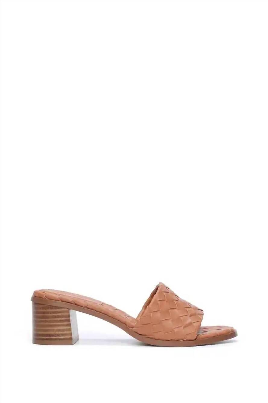 NEW MI.IM women's riley sandal in camel